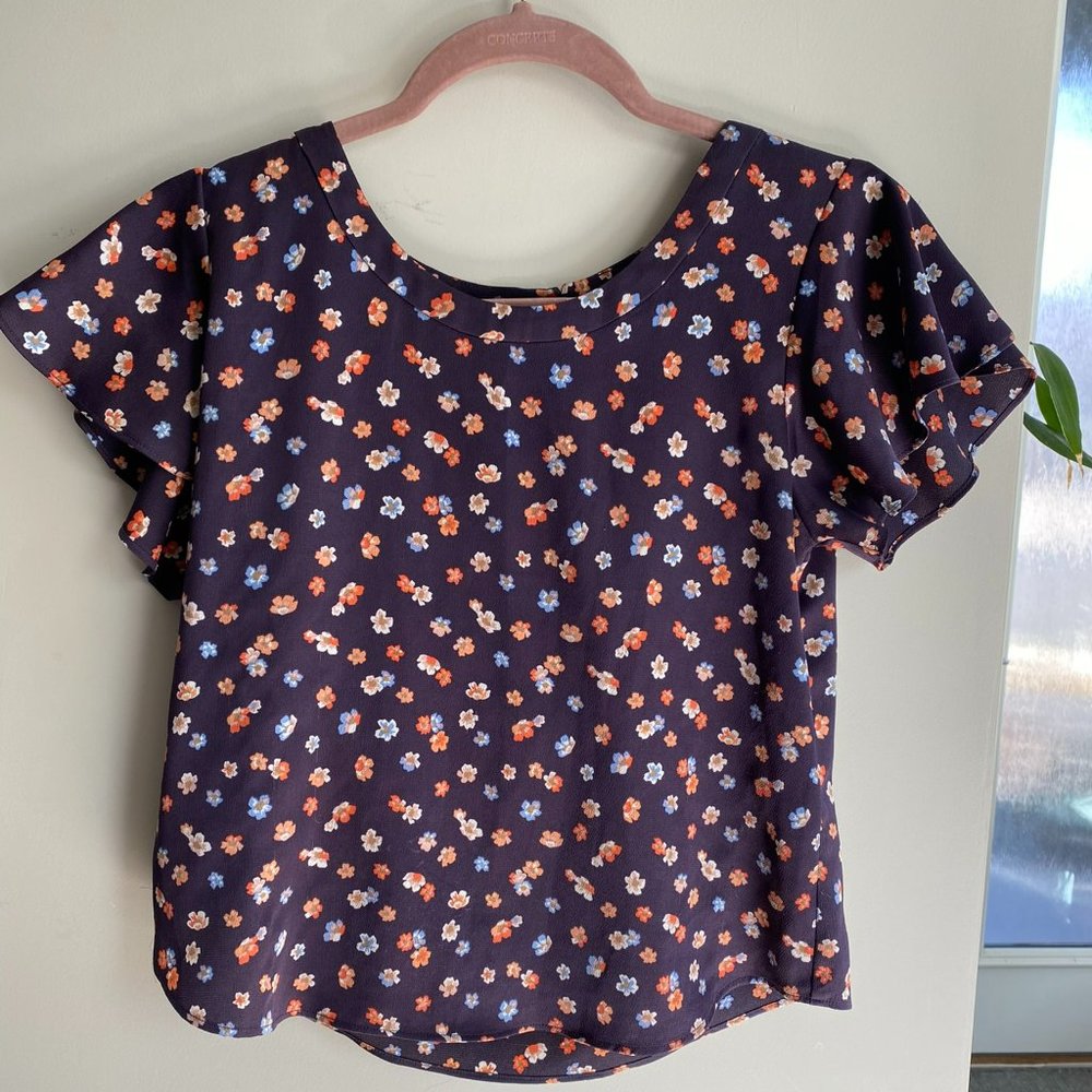 Banana Republic Top with floral print, size:XS